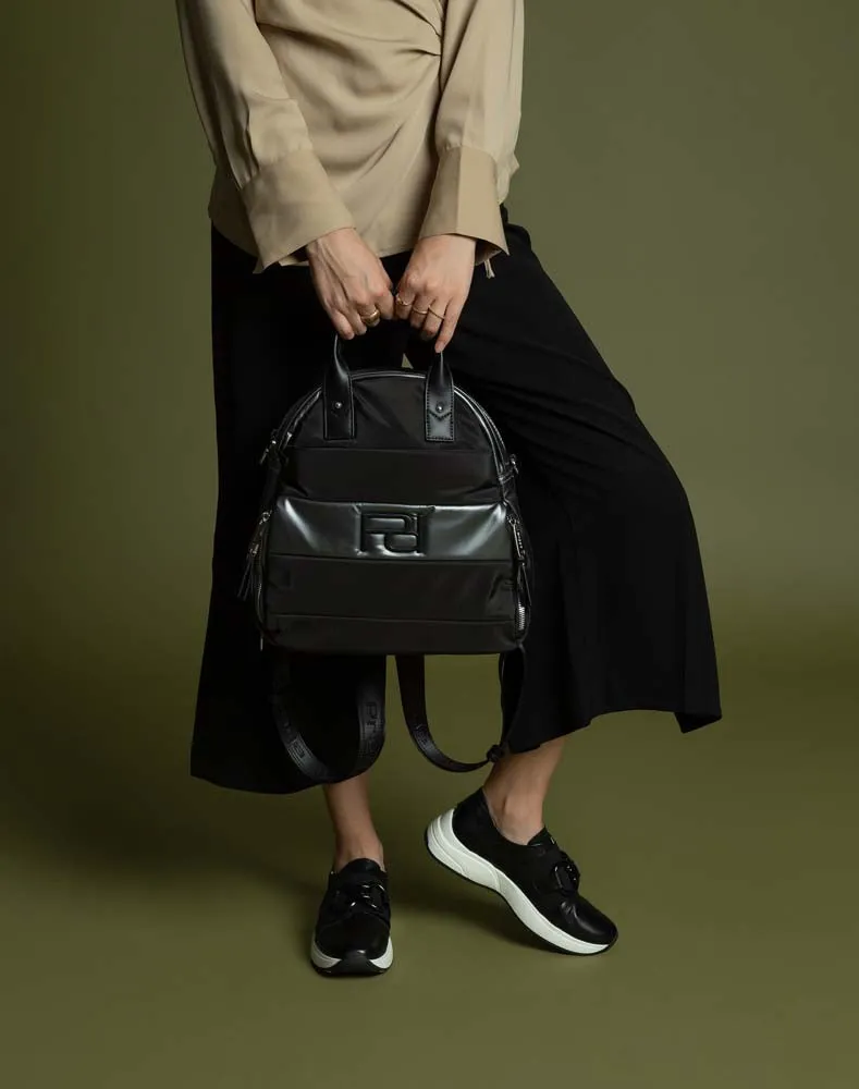 Back pack en textil color negro logo Pd unisex