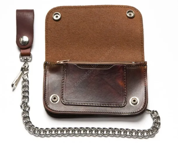 Cartera motorista mediana con cadena piel envejecida marrón con águila grabada