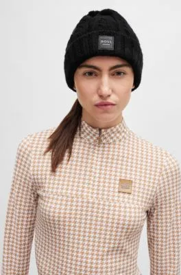 Gorro ligero de equitación con borla y forro polar en el interior