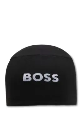 Gorro térmico BOSS x ASSOS con un diseño sin costuras