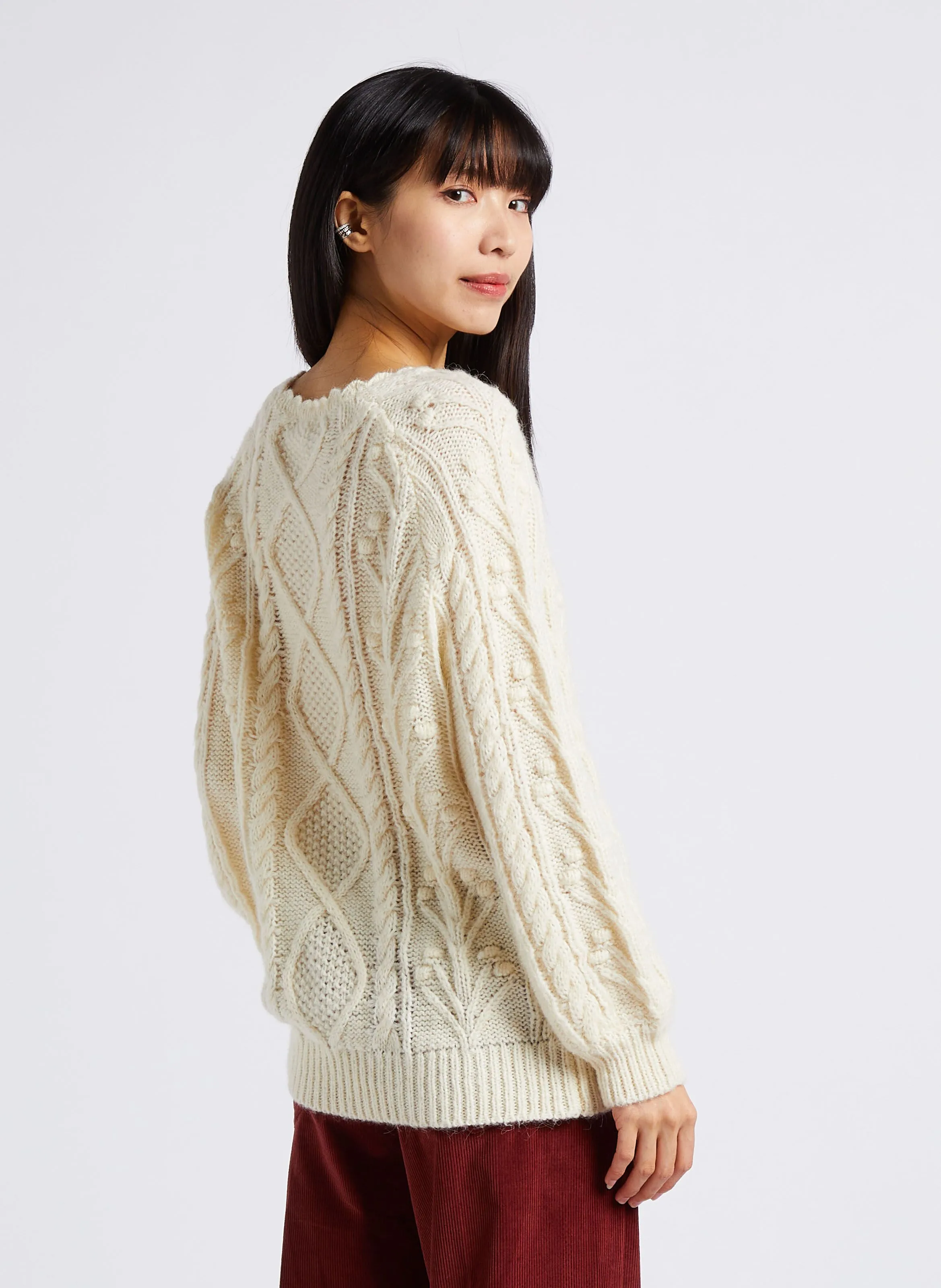 SALCEA - Jersey de mezcla de lana con cuello redondo y calado en beige