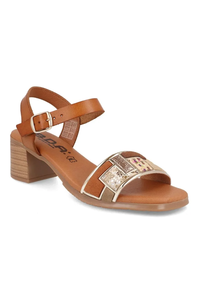 Sandalias con tacon bajo bda 8010c